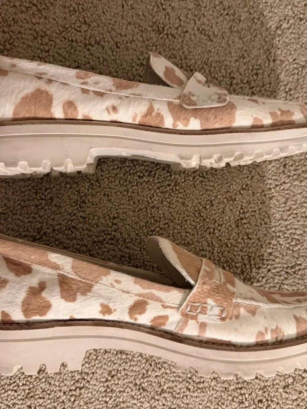 Dolce Vita Aubree Haircalf Cow Print Lug Sole Penny Loafers | Size 10